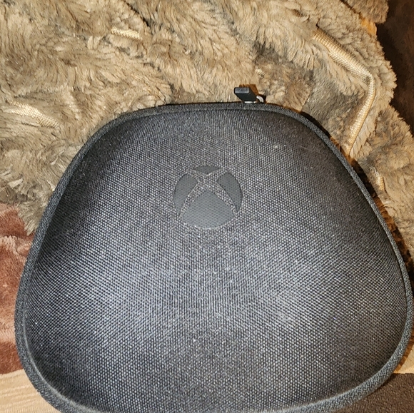 Xbox Gaming Controller - Picture 6 of 6